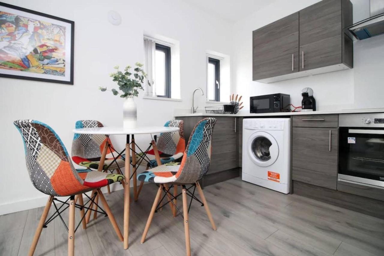 Flat In Cardiff City Centre Екстериор снимка